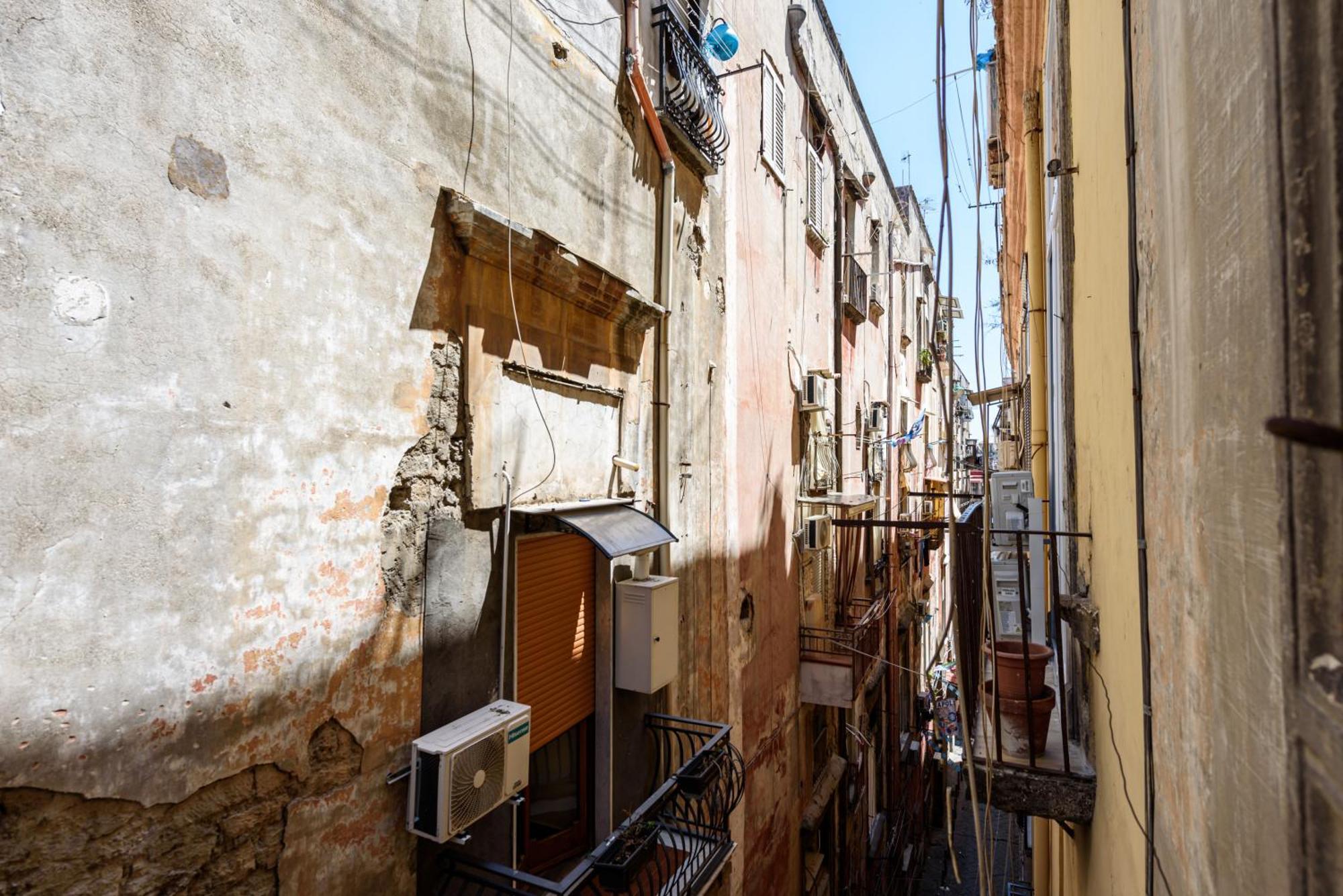 Vico Sedil Capuano 21 Naples