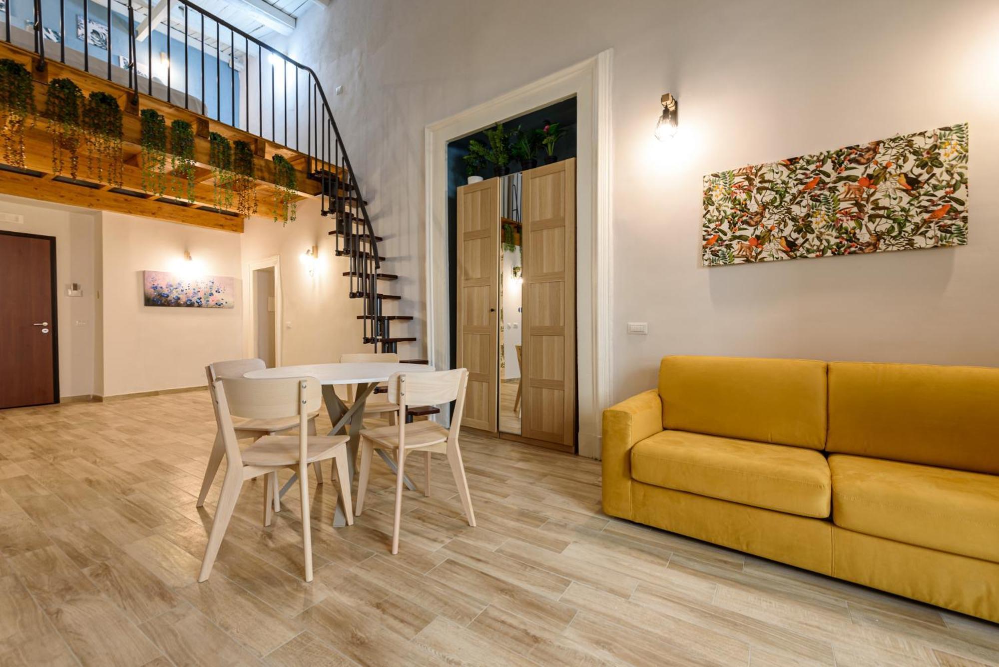 Apartment Vico Sedil Capuano 21